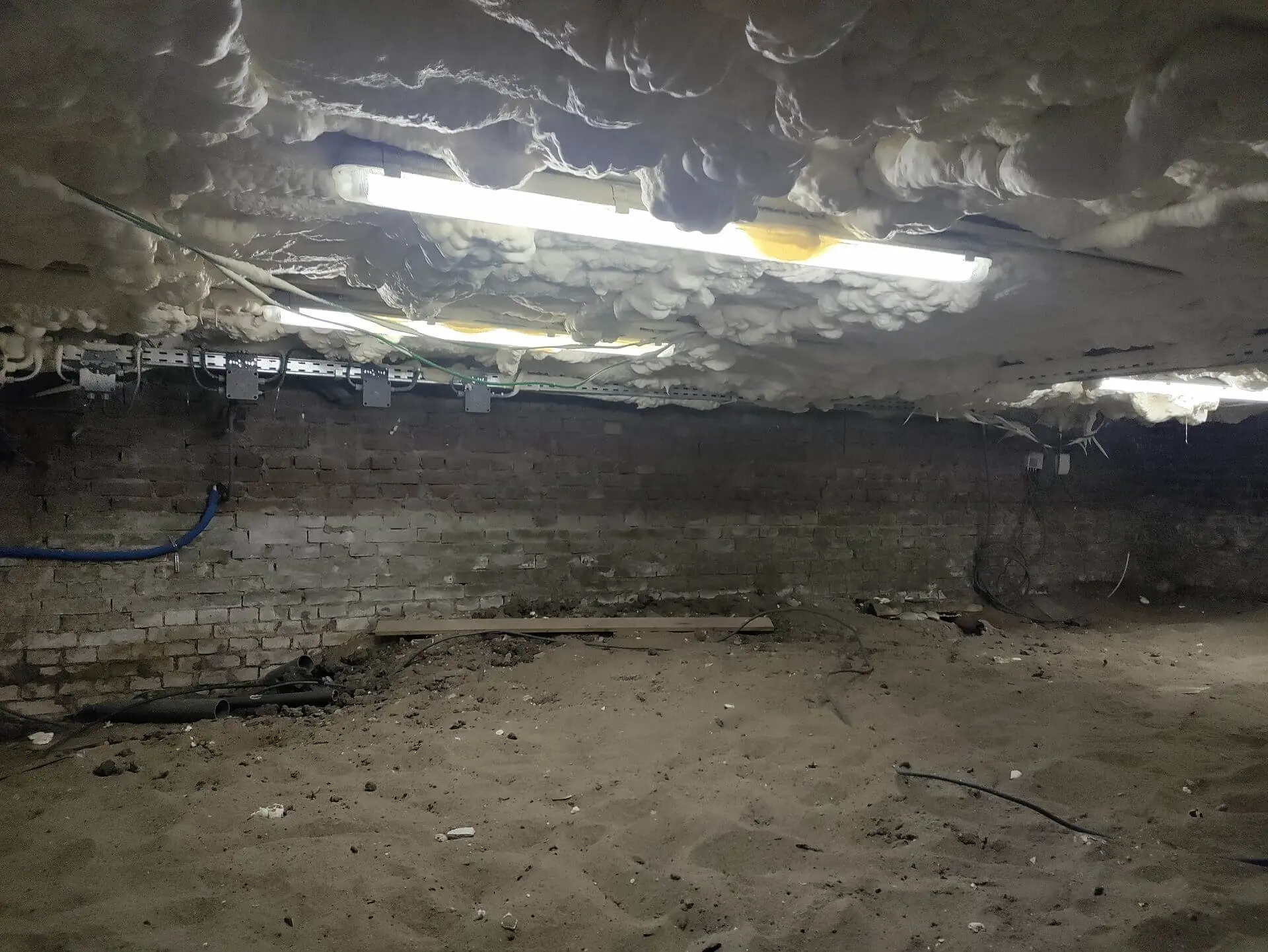 Thuisbatterij en zonnepanelen installatie in beschermd stadsgezicht in Rotterdam