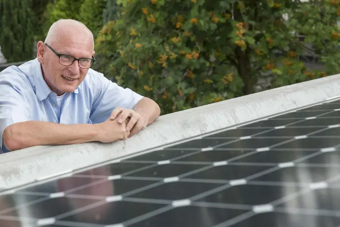 Zonnepanelen onderhoud breda