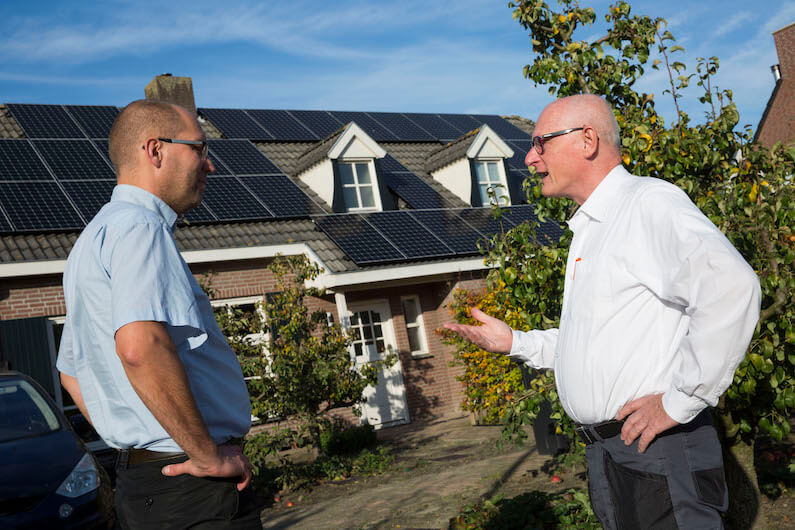 Dierenkliniek in Etten-Leur met 42 SunPower MAX3 400Wp zonnepanelen