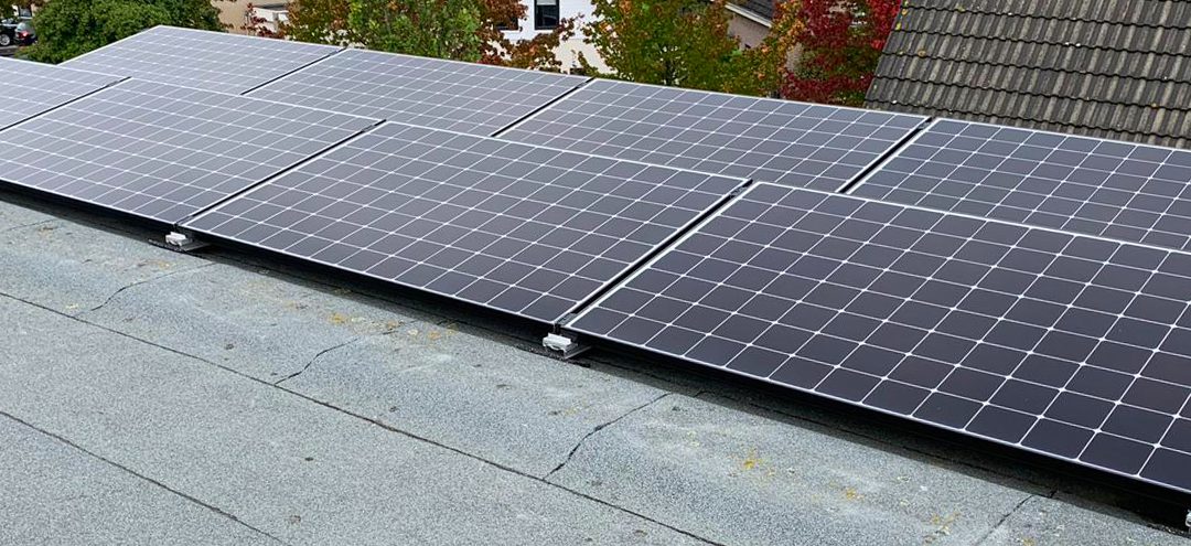 Installatie van 8 zonnepanelen in Hoeven door Pebble Green Systems
