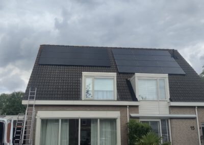 Installatie Longi Solar 375Wp in Etten-Leur